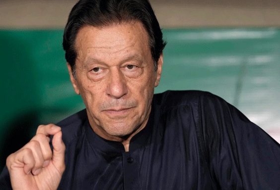 آئینی ترامیم، عمران خان نے بڑا دعویٰ کر دیا