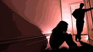 ڪنري ڀرسان ٽن ڄڻن جي عورت سان مبينا زيادتي، ڪيس داخل، هڪ جوابدار گرفتار