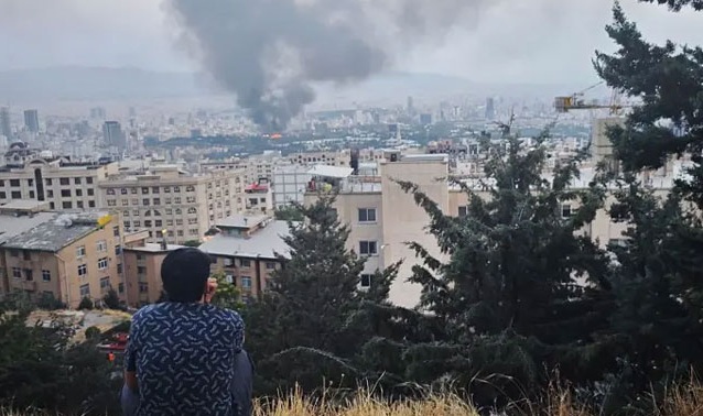 ایران-اسرائیل جنگ: ٹرمپ کی تہران کے شہریوں کو شہر خالی کرنے کی وارننگ، یہودی حملوں میں 3 ایرانی صحافی شہید