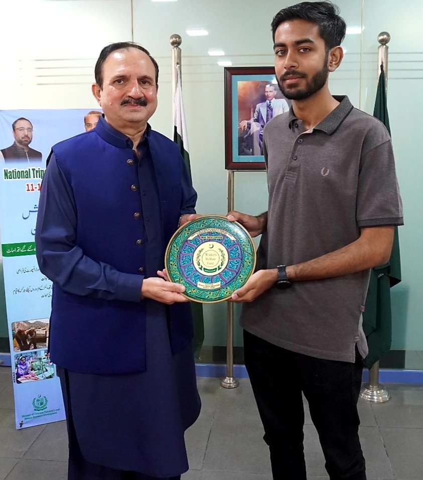 ورکرز ویلفیئر فنڈ کے زیرِ سرپرستی طالب علم کی تاریخ ساز کامیابی – پاکستان نے انٹرنیشنل بائیولوجی اولمپیاڈ میں پہلی بار گولڈ میڈل جیت لیا