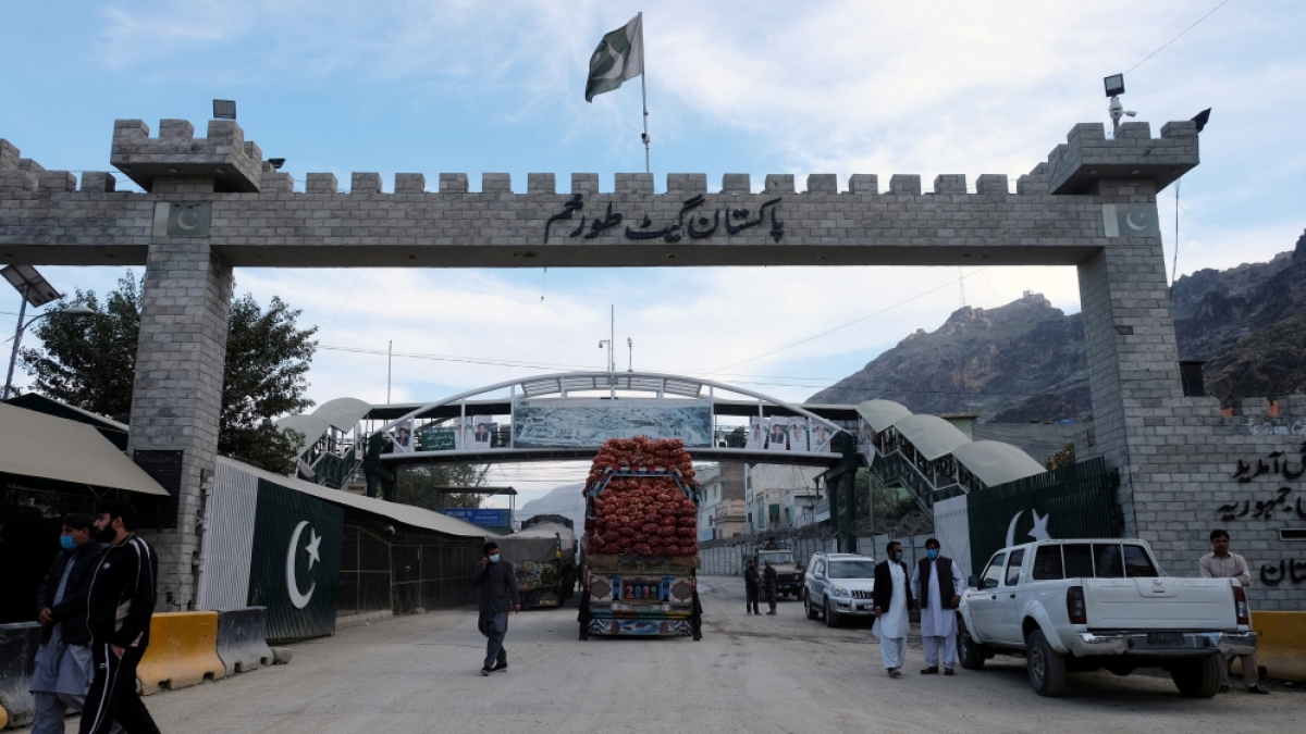 پاک افغان کشیدگی برقرار — طورخم تجارتی گزرگاہ دوطرفہ تجارت کے لیے 14ویں روز بھی بند، کاروباری حلقے پریشان