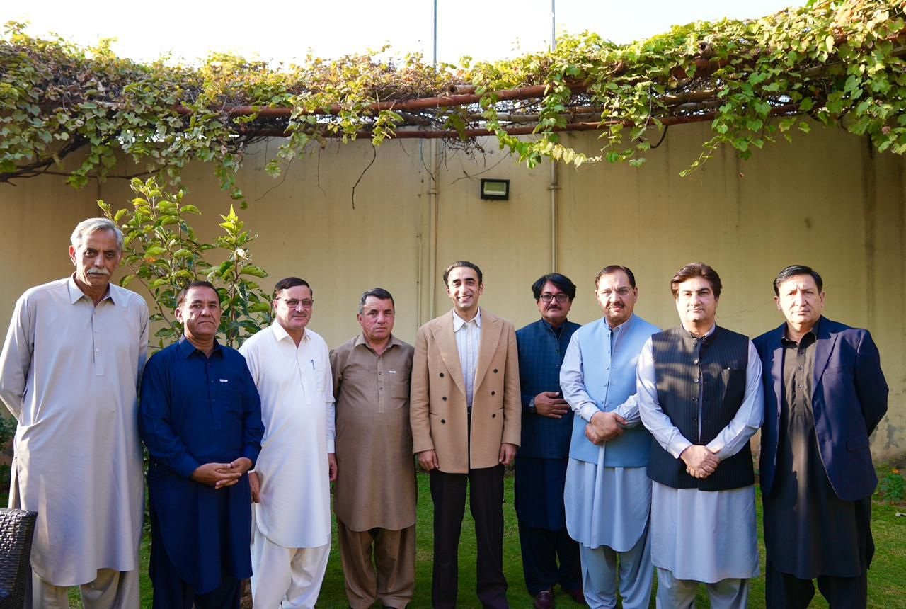 اسلام آباد: پاکستان پیپلزپارٹی کے چیئرمین بلاول بھٹو زرداری سے پی پی پی چترال کے وفد کی ملاقات