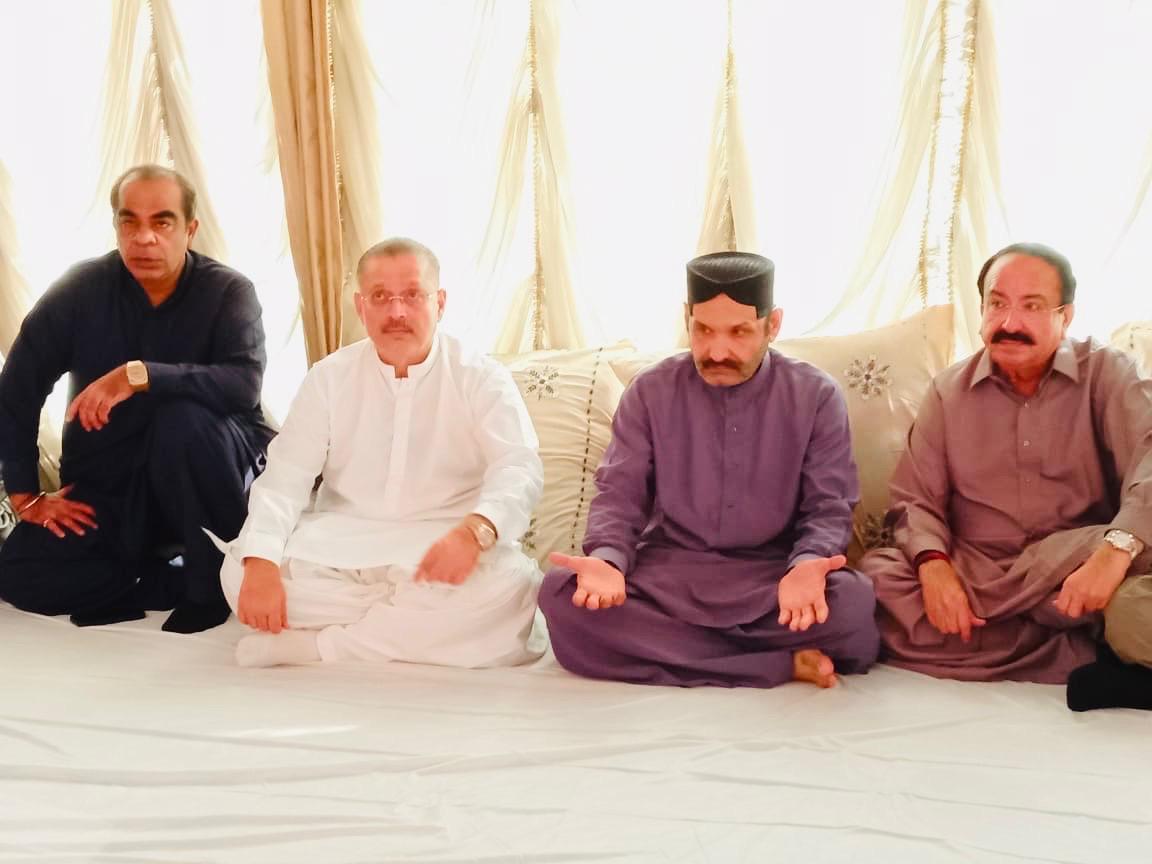 شرجيل انعام ميمڻ جي علي گوهر مهر، علي نواز مهر ۽ محمد بخش مهر سان تعزيت