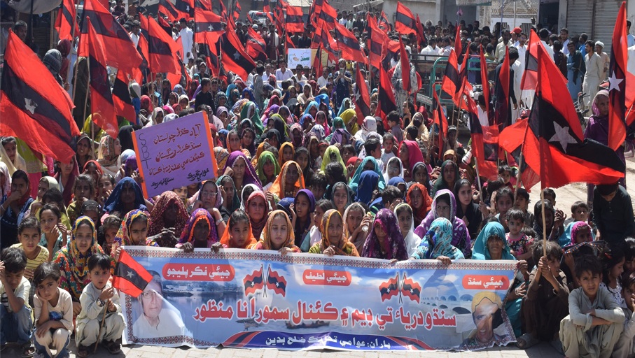 27ویں ترمیم، نہروں اور قبائلی دہشتگردی کے خلاف سندھیانی تحریک کا حیدرآباد میں مارچ