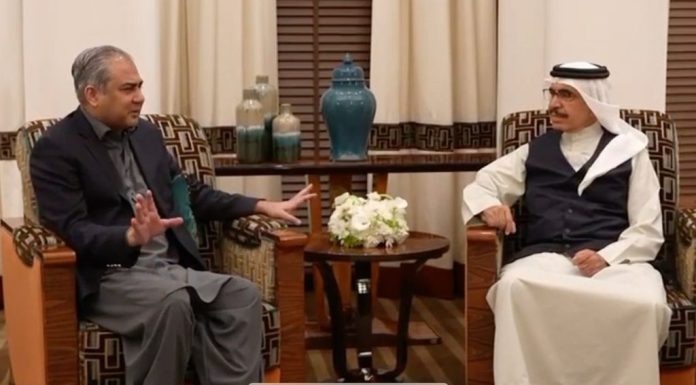 وفاقی وزیرداخلہ محسن نقوی کی بحرینی ہم منصب جنرل شیخ راشد بن عبداللہ آل خلیفہ سے ملاقات
