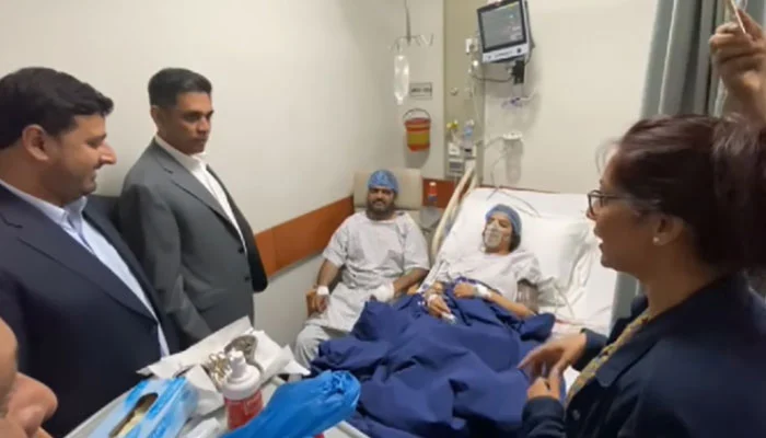 زخمی مگر ثابت قدم: ڈی ایس پی جوڑے نے اسپتال میں شادی کی سالگرہ منا کر بہادری کی نئی مثال قائم کردی