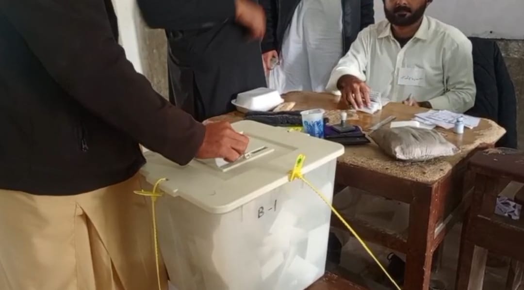 شڪارپور: پي ايس 9 تي ضمني چونڊ، پ پ اميدوار آغا شهباز دراني کي سرسي حاصل