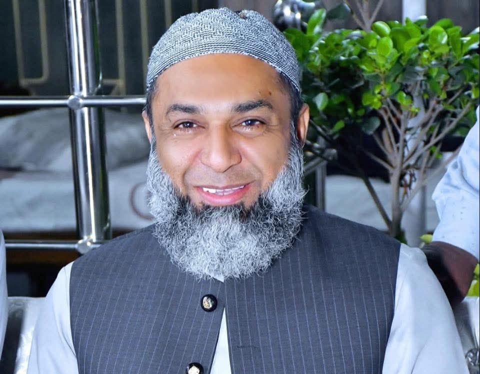 نقاب پر ہاتھ — آزادی، وقار اور انسانیت پر حملہ