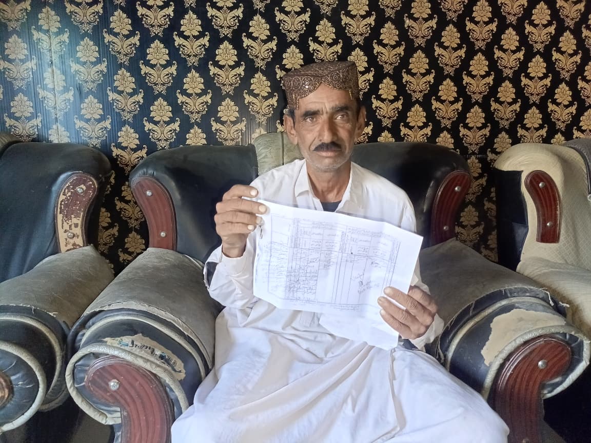 نوشهروفيروز م ڳوٺ حاجي هاشم کوسو واسي جو تپيدار خلاف احتجاج