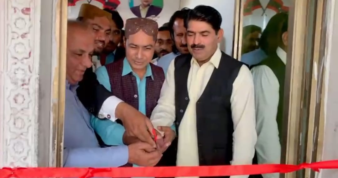 گھگھر ۾ اياز لطيف پليجو ايجوڪيشن نيٽورڪ ۽ قومي علمي ادبي تربيتي هائوس جو افتتاح