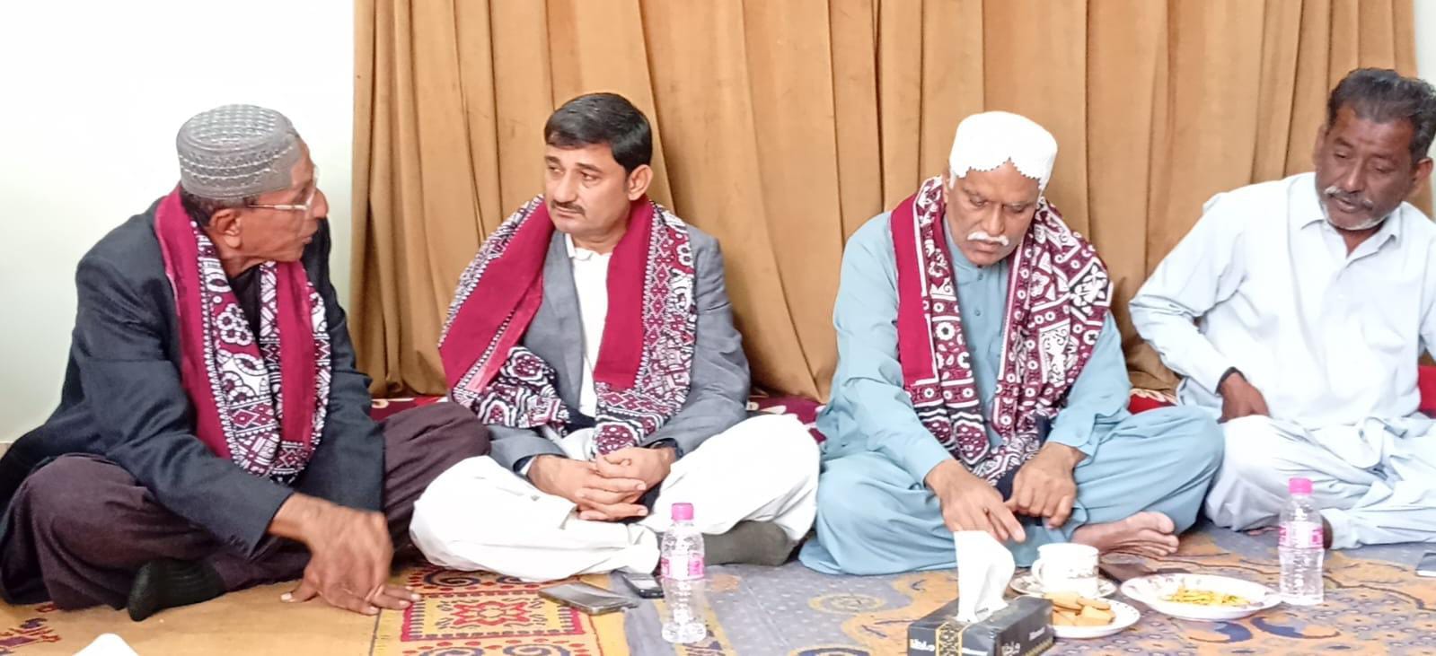 ملير سوشل فورم جي وفد جو هاشم خاصخيلي ڳوٺ جو دورو