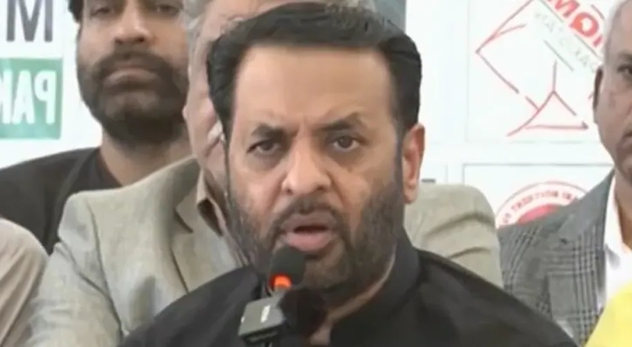 اٹھارویں ترمیم کے تحت ہمارے شہر میں نسل کشی ہو رہی ہے، اس لیے وفاقی حکومت آرٹیکل 148 کے تحت کراچی کو وفاق کا حصہ قرار دے۔مصطفیٰ کمال