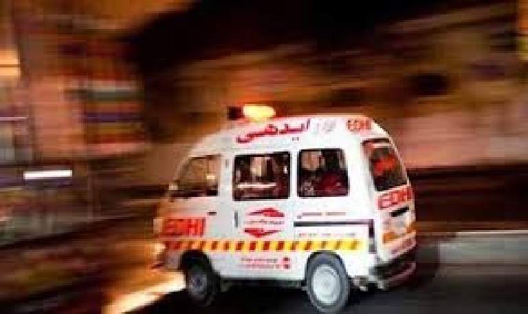 گھوٹکی شہر کی خاکی شاہ قبرستان سے نوجوان کی درخت سے لٹکی لاش برآمد