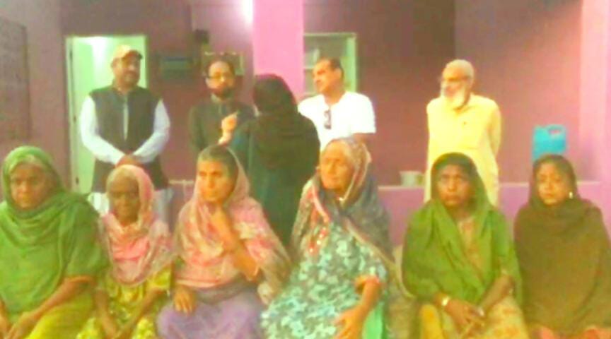 سجاول جو ڳوٺ احمد منڌرو جنهن کي بيواهه عورتن جو ڳوٺ به سڏيو وڃي ٿو..!!