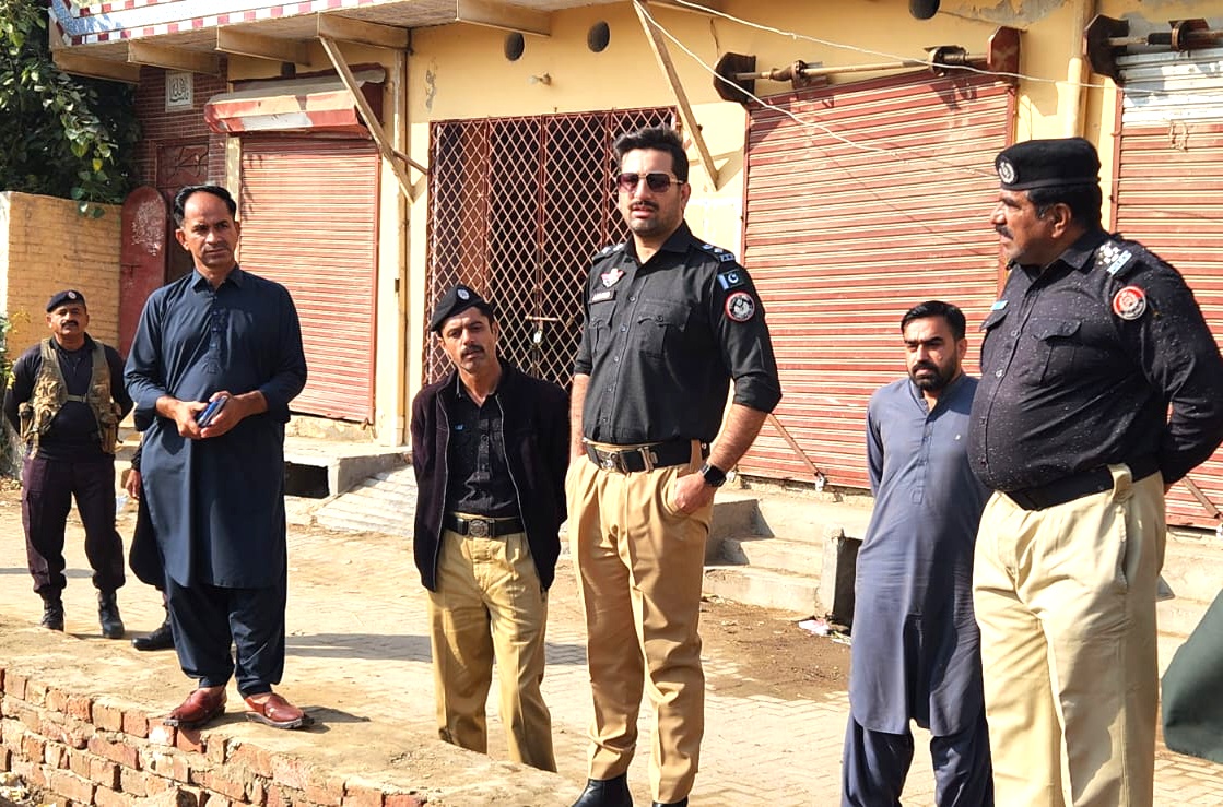 ايس ايس پي لاڙڪاڻو فيصل احمد چوڌري پاران ڏوڪري جو دورو