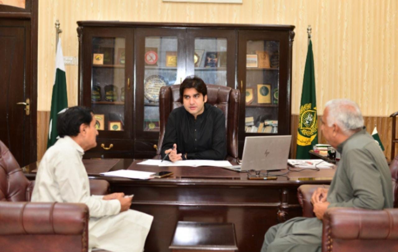 ڊي سي ٺٽو سرمد علي ڀاڳت جي صدارت هيٺ اجلاس، اجلاس ۾ مختلف معاملن تي تفصيلي خيالن جي ڏي وٺ ڪئي وئي