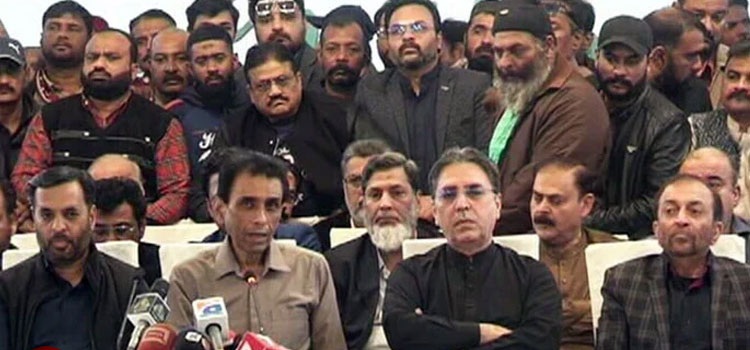 ایم کیو ایم گورنر معاملے پر سخت ردعمل کی پوزیشن میں نہیں: تجزیہ کار