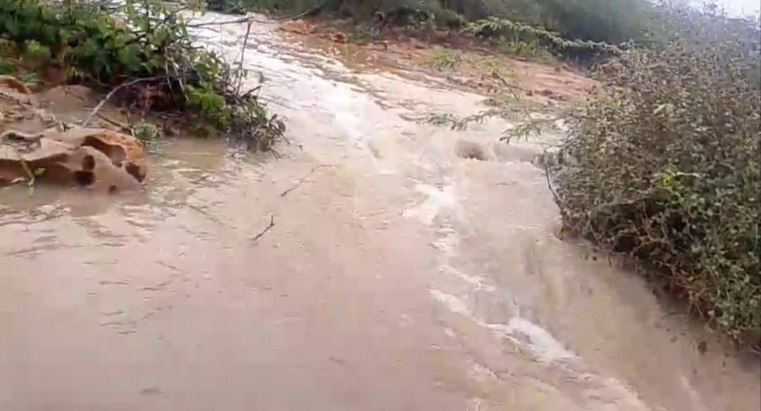 برساتن کانپوءِ ضلع ملير ۾ هاءِ الرٽ جاري ڪيو ويو