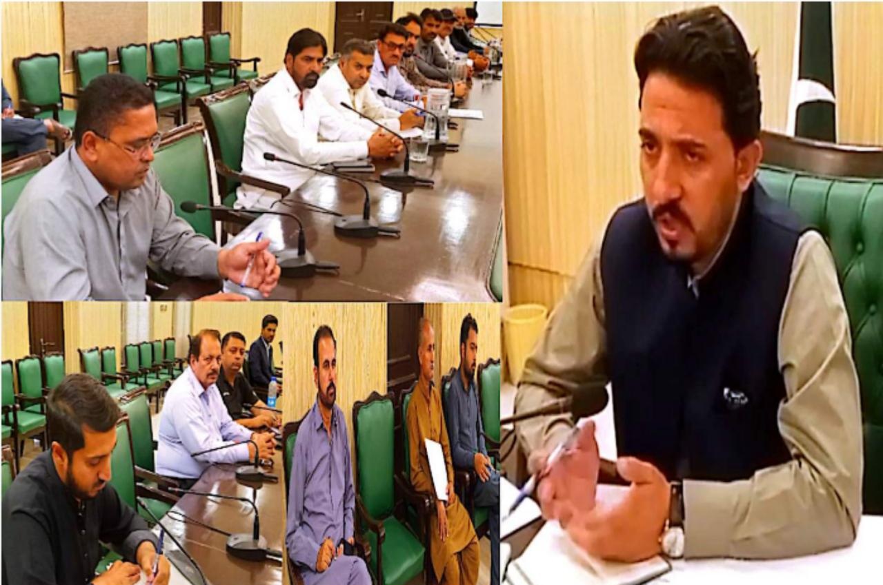 ايڊيشنل ڊپٽي ڪمشنر (ون) عمران الحق جي صدارت هيٺ اهم اجلاس منعقد