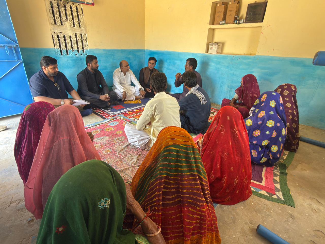 عمرڪوٽ ۾ سافڪو تحت هلندڙ غير رسمي تعليم مرڪزن جو اوچتو معائنو