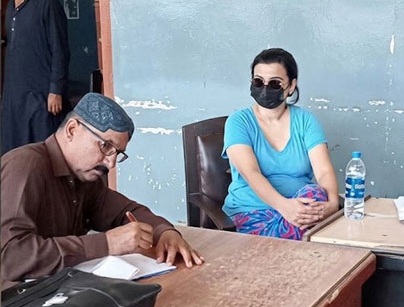 پورے کراچی میں کام کر رہی ہوں، اگر پکڑ سکتے ہو تو پکڑ کر دکھاؤ: پنکی کی گرفتاری سے قبل پولیس کو چیلنج کرنے کی آڈیو لیک