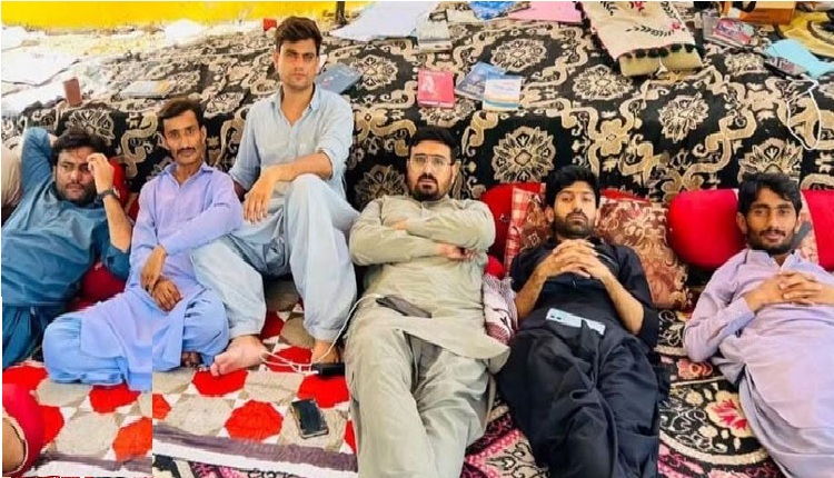 ایس پی ایس سی میں میرٹ کی پامالی کے خلاف احتجاج 51ویں روز بھی جاری، طلبہ نے مرن بھوک ہڑتال شروع کردی