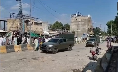 کوہاٹ میں نماز جمعہ  کے دوران پولیس لائنز مسجد کے قریب دھماکہ، متعدد افراد شہید اور زخمی