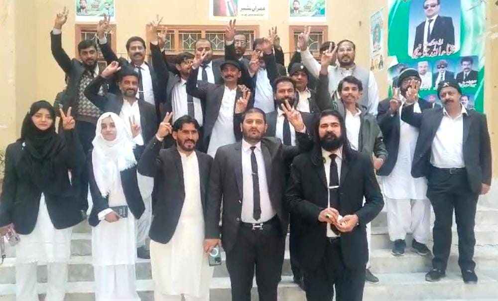 Tando Adam Lawyers Boycott Court Proceedings, Protest Against Hyderabad Incident