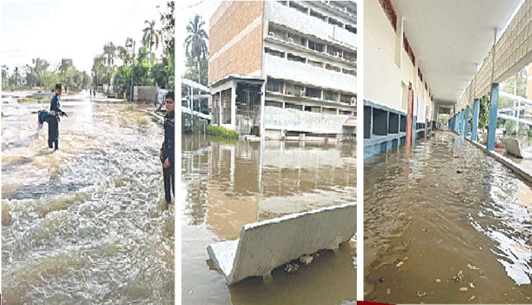 Water Pipeline Bursts Again at Karachi University, Roads Turn into Pools, Supply Suspended