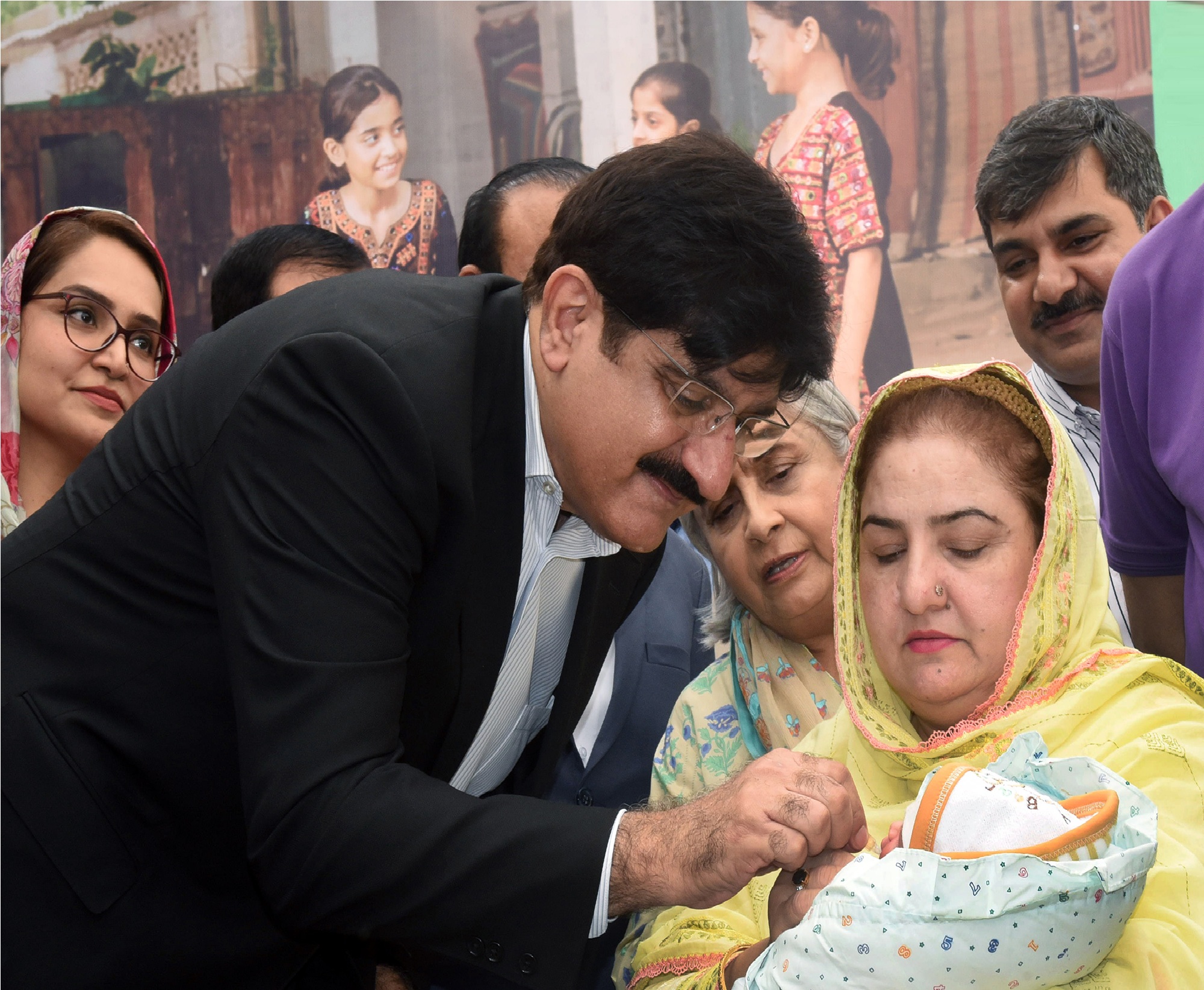 Murad Shah launches anti-Polio campaign by administering drops to newborns at KMC Gizri Maternity Home