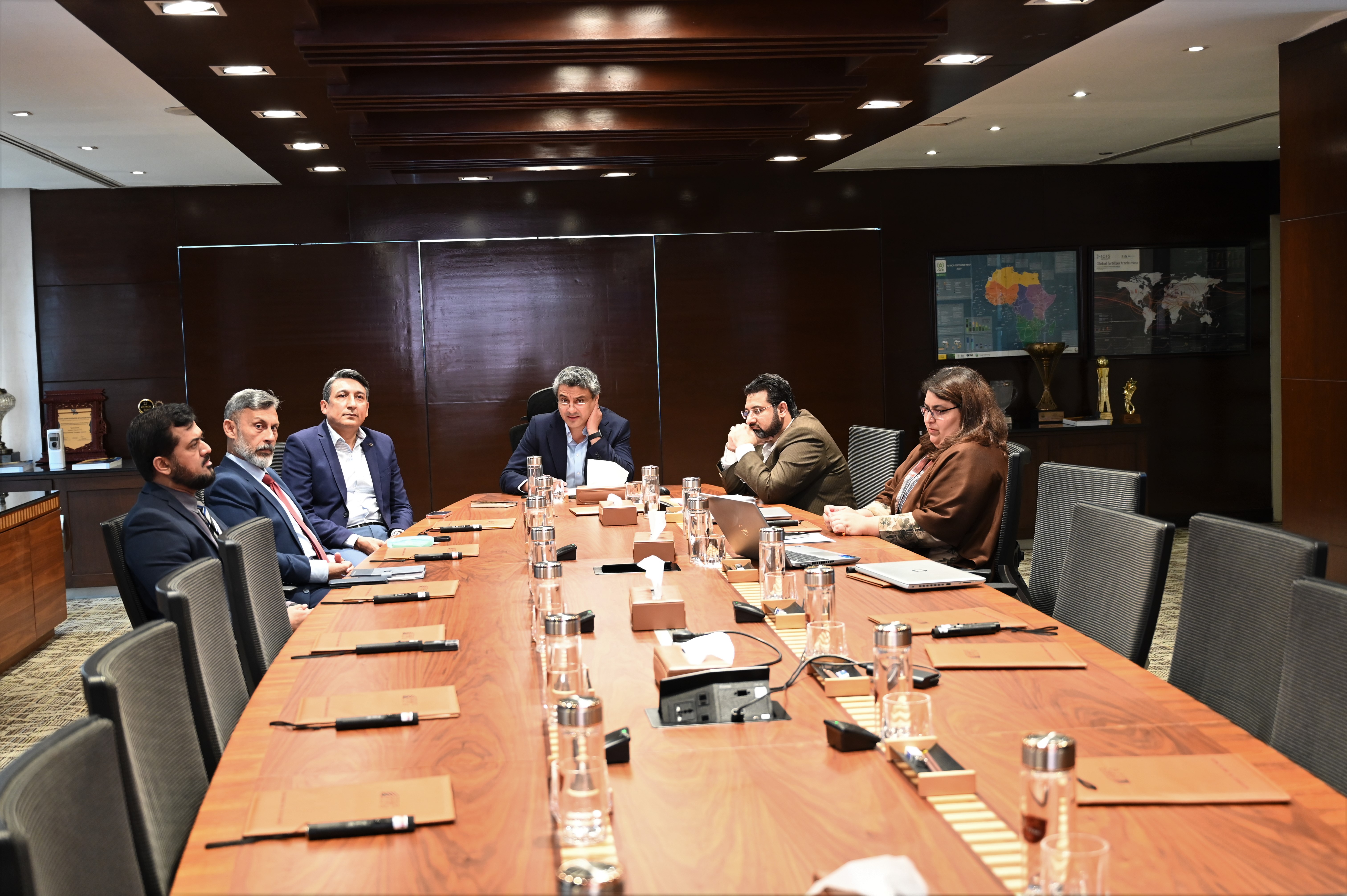 FFC holds Fourth Corporate Briefing for the Year2025