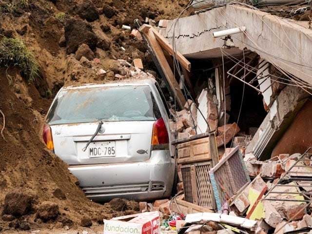 بھارت میں مٹی کا تودہ گرنے سے 10 افراد ہلاک اور درجنوں لاپتا