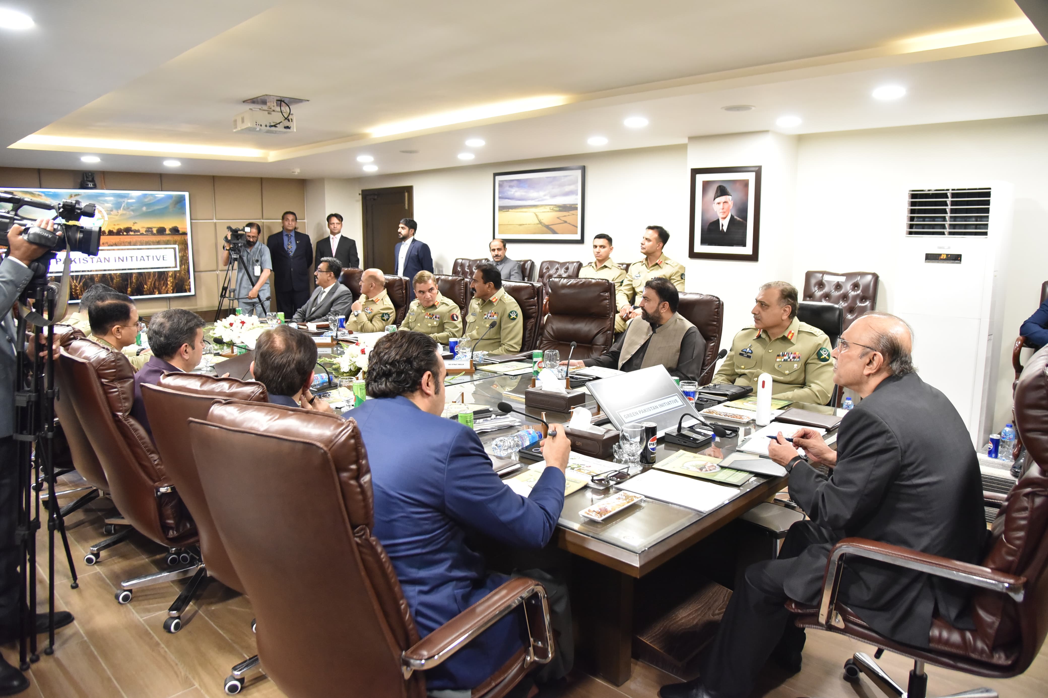 صدر مملکت آصف علی زرداری کا راولپنڈی میں گرین پاکستان انیشیٹو کے ہیڈ کوارٹرز کا دورہ