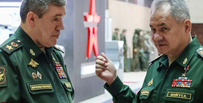 روسی آرمی چیف اور سابق وزیر دفاع کے وارنٹ گرفتاری جاری