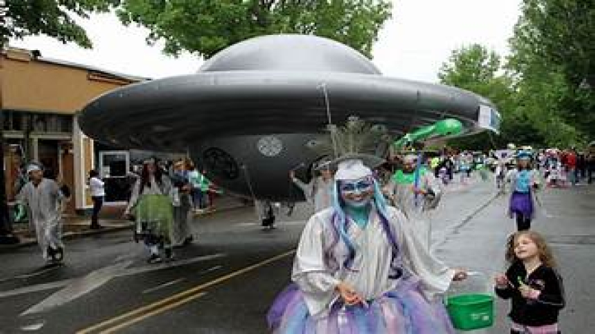 UFO
یوفو ڈے: غیر معمولی مظاہر کے راز کی تلاش