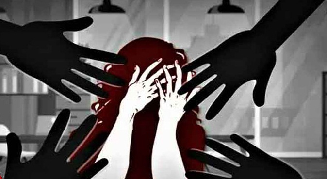 فیصل آباد: بس سٹاپ پر کھڑی خاتون کو اغوا کر کے اجتماعی زیادتی کا نشانہ بنایا گیا