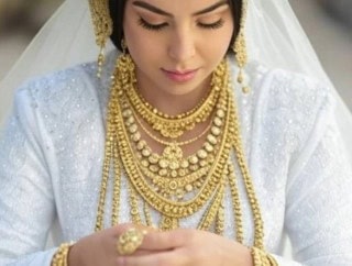 دلہن نے جہیز میں ملنے والا 1 کروڑ 12 لاکھ مالیت کا سونا غزہ کیلئے عطیہ کردیا