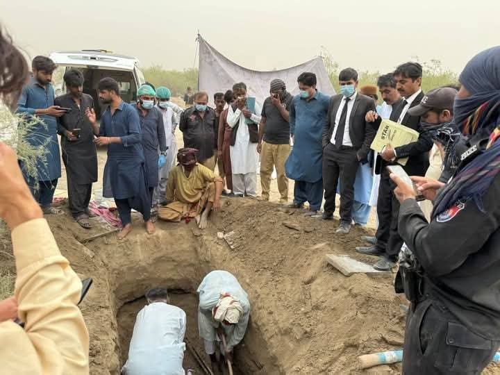 مورو: عدالت کے حکم پر عرفان لغاری کی قبر کشائی، لاش ورثاء کے حوالے