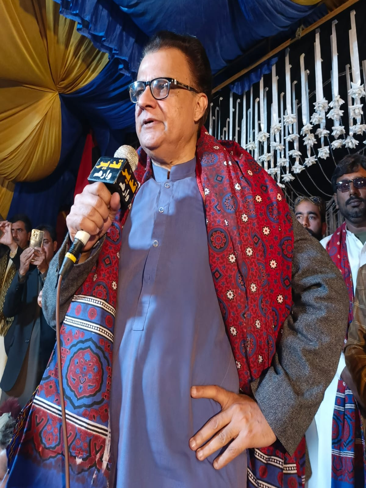 وفاقي بجيٽ کي رد ڪريون ٿا، ان ۾ عوام لاءِ ڪجھ به ناھي: اياز لطيف پليجو