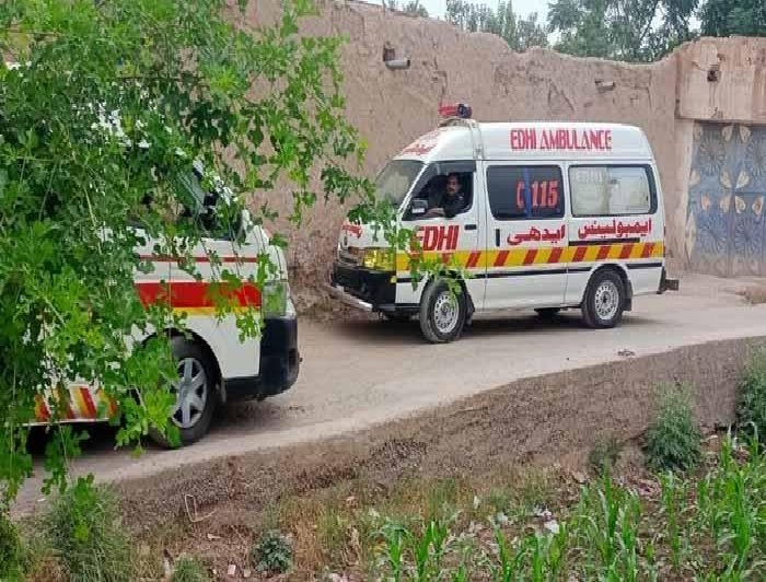اوستہ محمد میں فائرنگ سے لڑکی قتل، بولان میں ویگن کی چھت سے گر کر مسافر زخمی