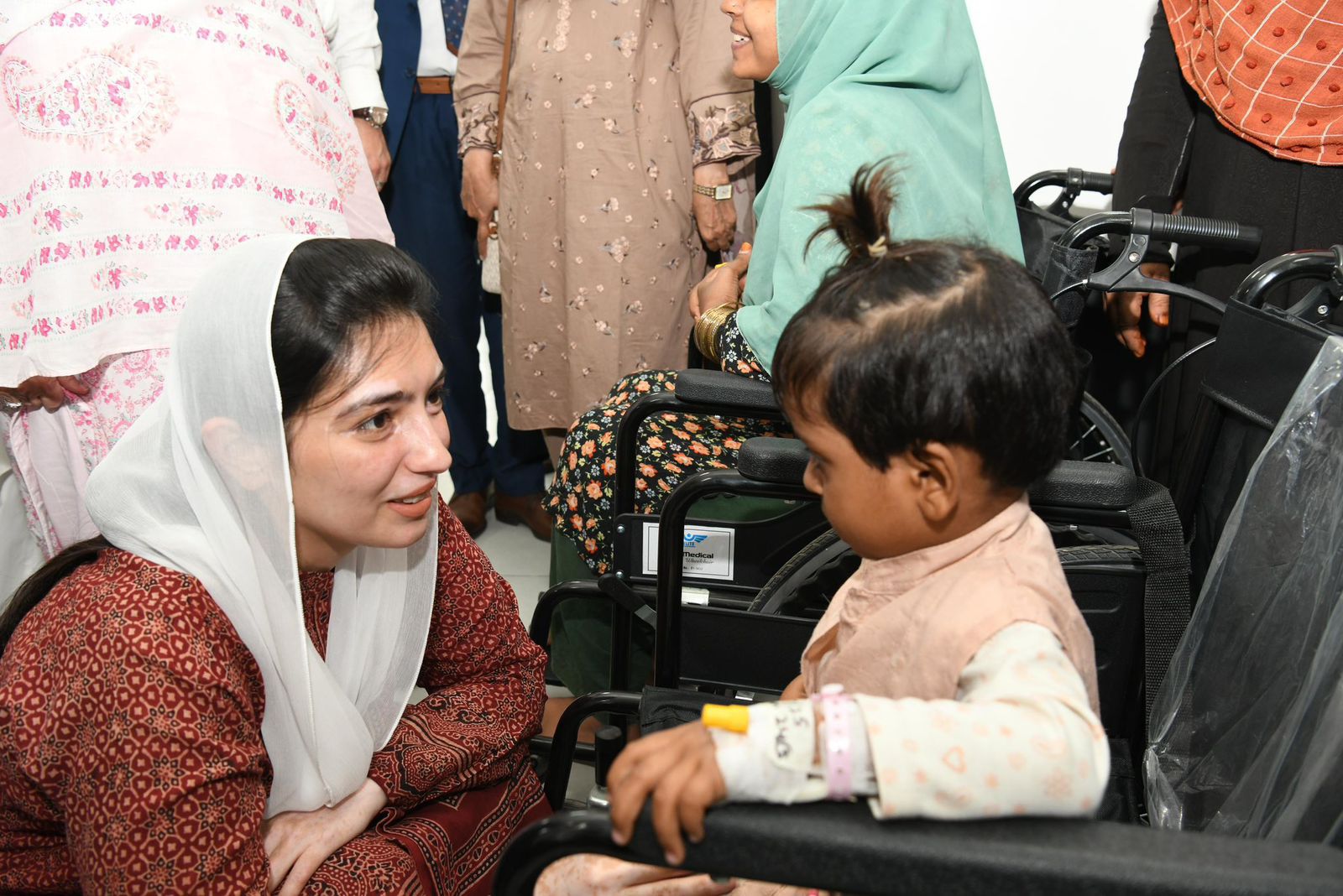 خاتونِ اوّل محترمہ آصفہ بھٹو زرداری کا سندھ انسٹیٹیوٹ آف چائلڈ ہیلتھ اینڈ نیونٹالوجی (ایس آئی سی ایچ این) کے اسپتالوں کا تفصیلی دورہ