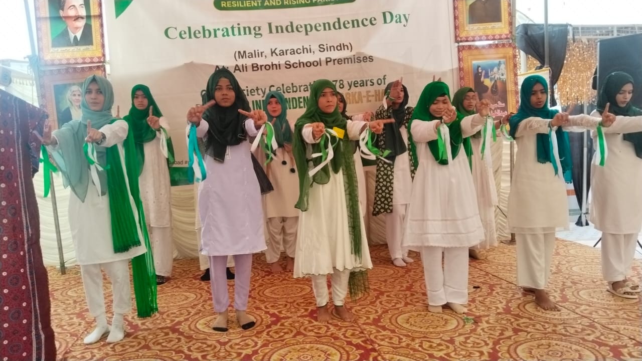 ملير جشن آزادي جَي رنگن ۾ رنگجي ويو، ابراهيم حيدري، چشمه ڳوٺ سميت مختلف علائقن ۾ معرڪه حق تقريبون ڪوٺايون ويون