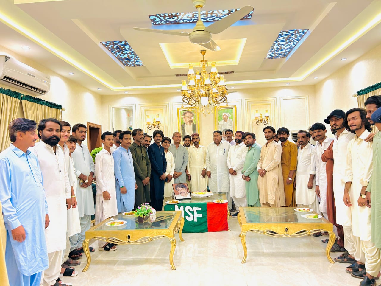 مسلم اسٽوڊنٽ فيڊريشن فنڪشنل ضلعي عمرڪوٽ طرفان تقريب منعقد، صدر الدين شاهه راشدي جي سالگرهه جو ڪيڪ ڪاٽيو ويو