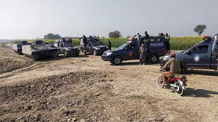 دادو میں پولیس آپریشن 