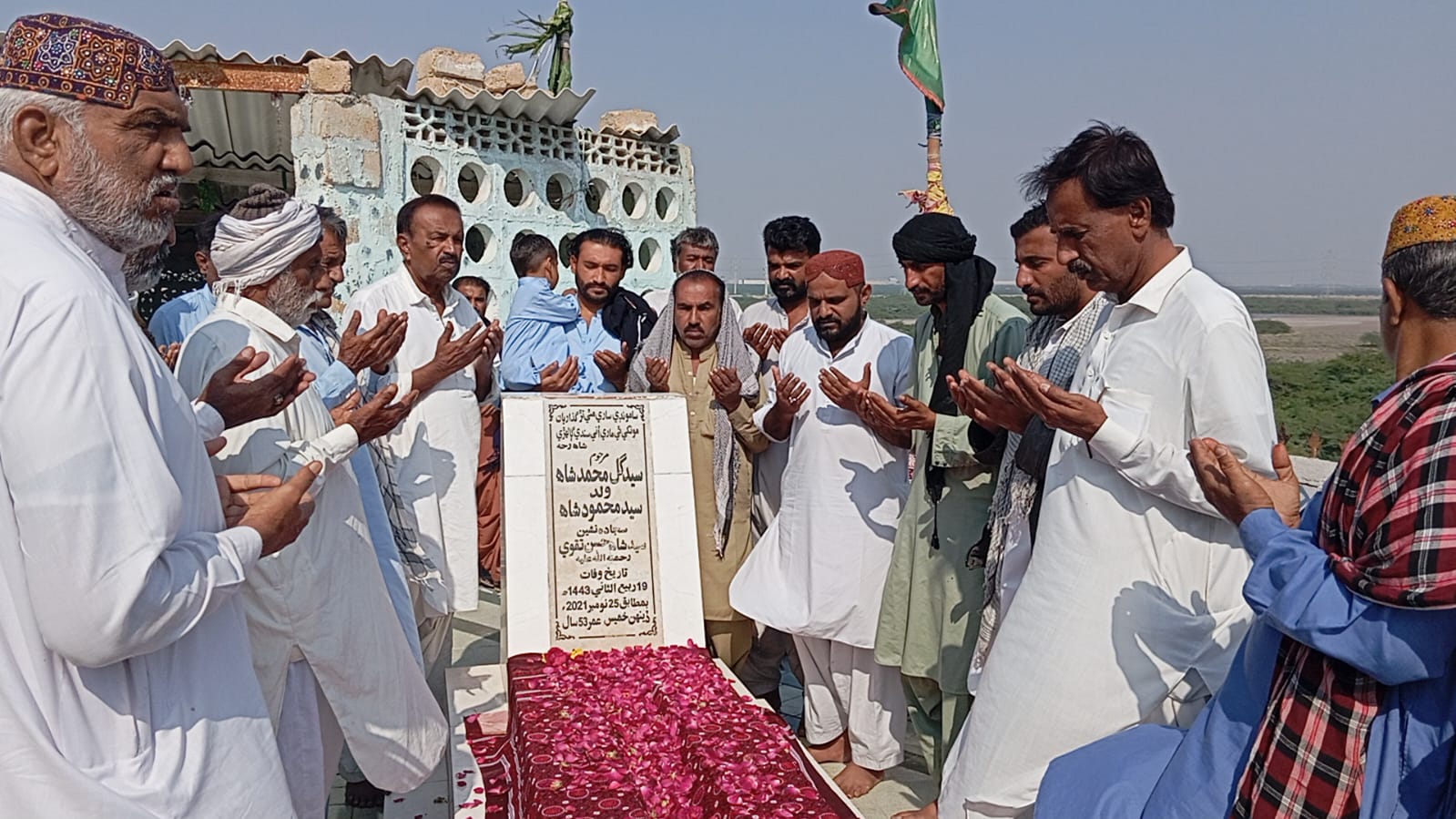 ملير: درگاهه سيد شاهه حسن تقوي رحه جي سجاده نشين سيد گل محمد شاهه جي چوٿين ورسي ملهائي وئي