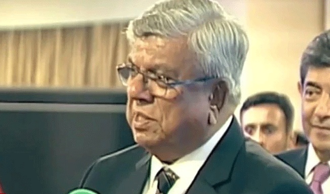 پی آئی اے کی نجکاری کے بعد ملازمین کا کیا ہوگا؟ ایئر لائن خریدنے والے گروپ نے بتا دیا