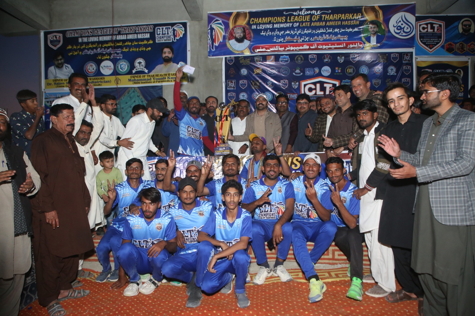 مٺي ۾ ٽن ڏينھن کان جاري ڪرڪيٽ ٽورنامينٽ جو دنگل ٿر واريئرس کٽي ورتو