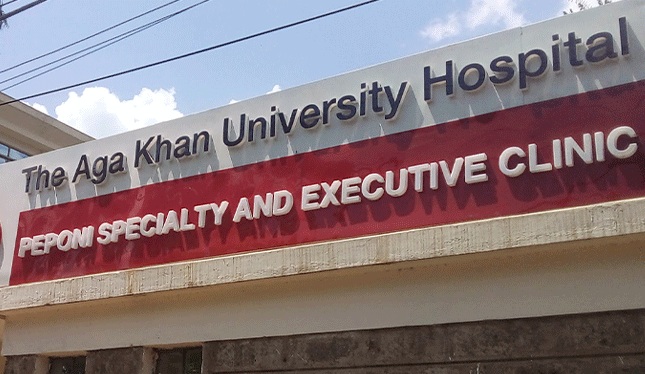 غلط لیبارٹری رپورٹ پر آغا خان اسپتال کو 16 لاکھ روپے سے زائد جرمانہ ادا کرنے کا حکم