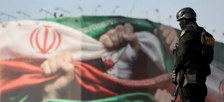 امریکا کا اپنے شہریوں کو فوری طور پر ایران چھوڑنے کا حکم