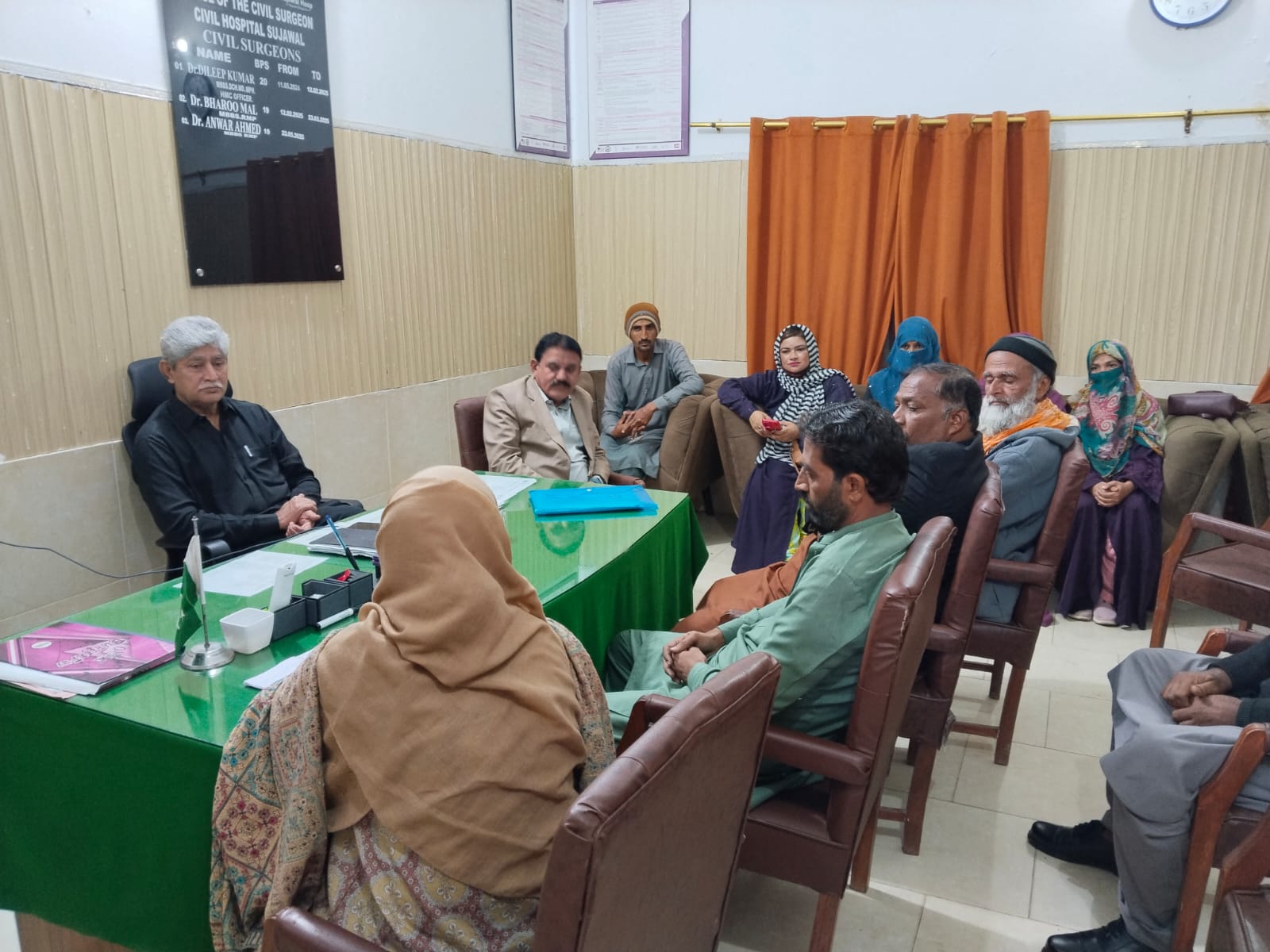 سجاول ۾ پوليو مهم جي حوالي سان ڊاڪٽر دين محمد ميمڻ جي صدارت هيٺ اجلاس